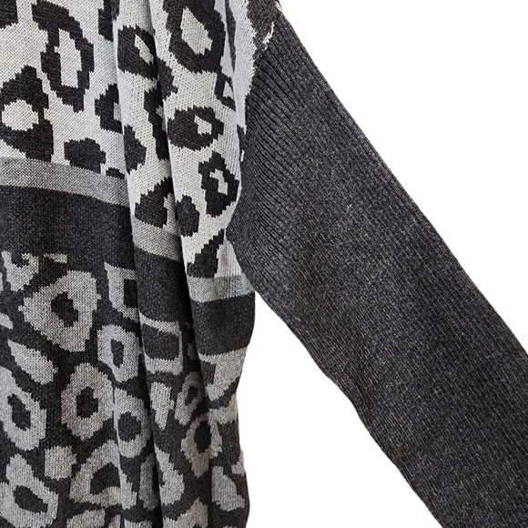 Joseph A Women's Leopard-Knit Hooded Zip-Front Poncho - M - Picture 3 of 7